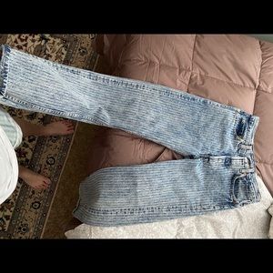 Vintage straight leg Levi’s with striping